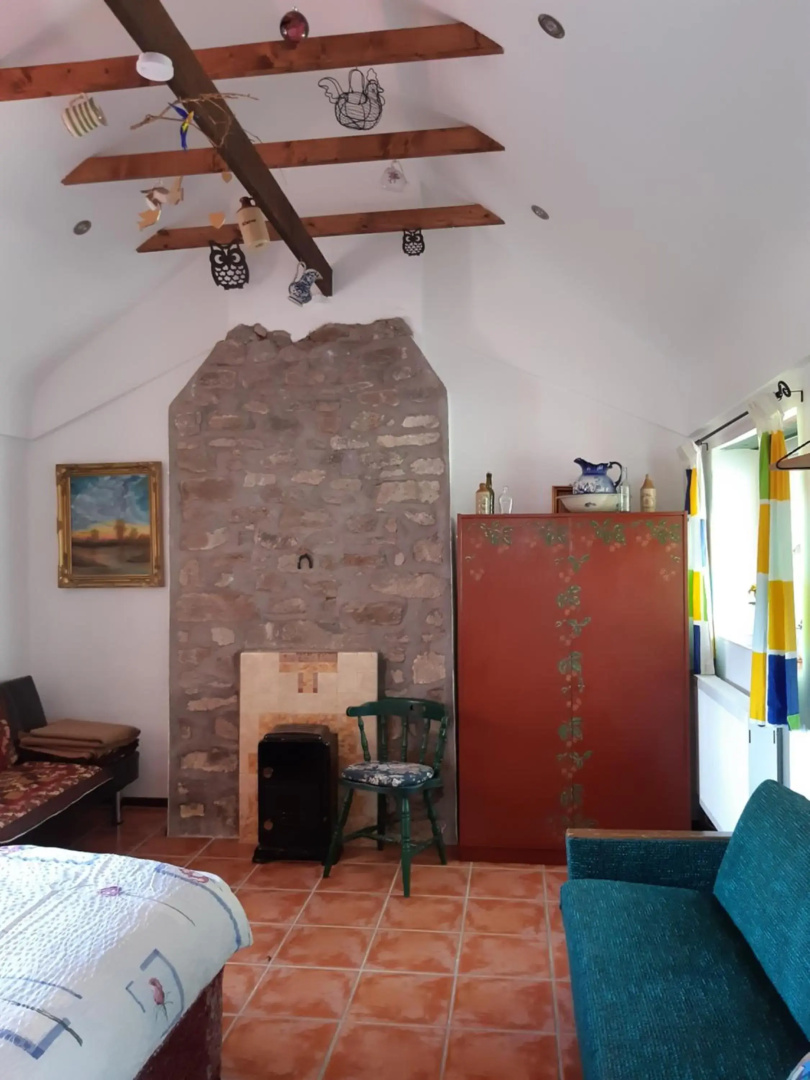 Beautifully Restored Cottage, Doochary