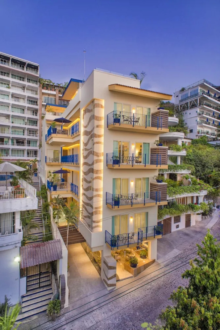 V Azul Vallarta - Luxury Vacation Rental Adults Only