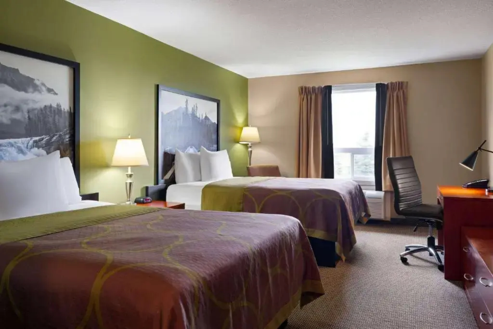 Super 8 Sherwood Park/Edmonton Area