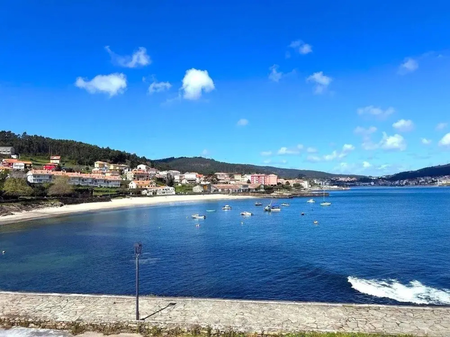 Hotel Playa de Quenxe