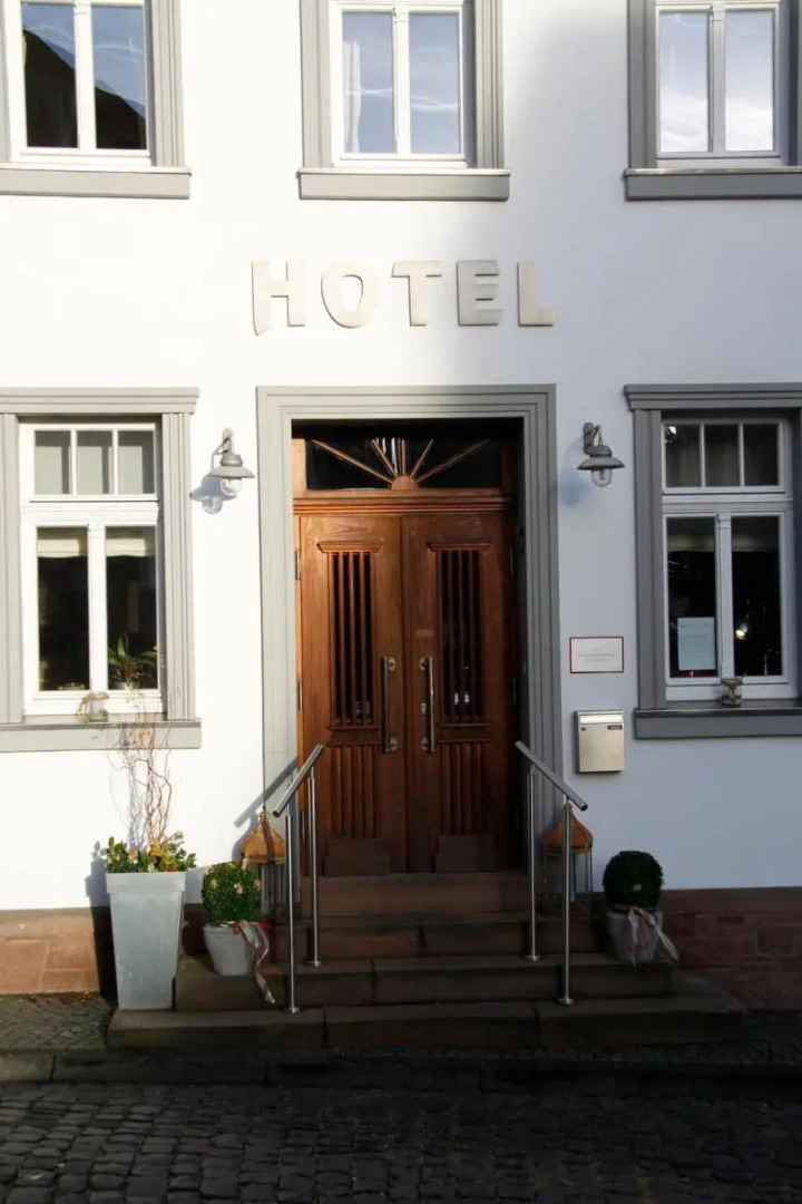 Zur Ewigen Lampe at Hemingway Trail