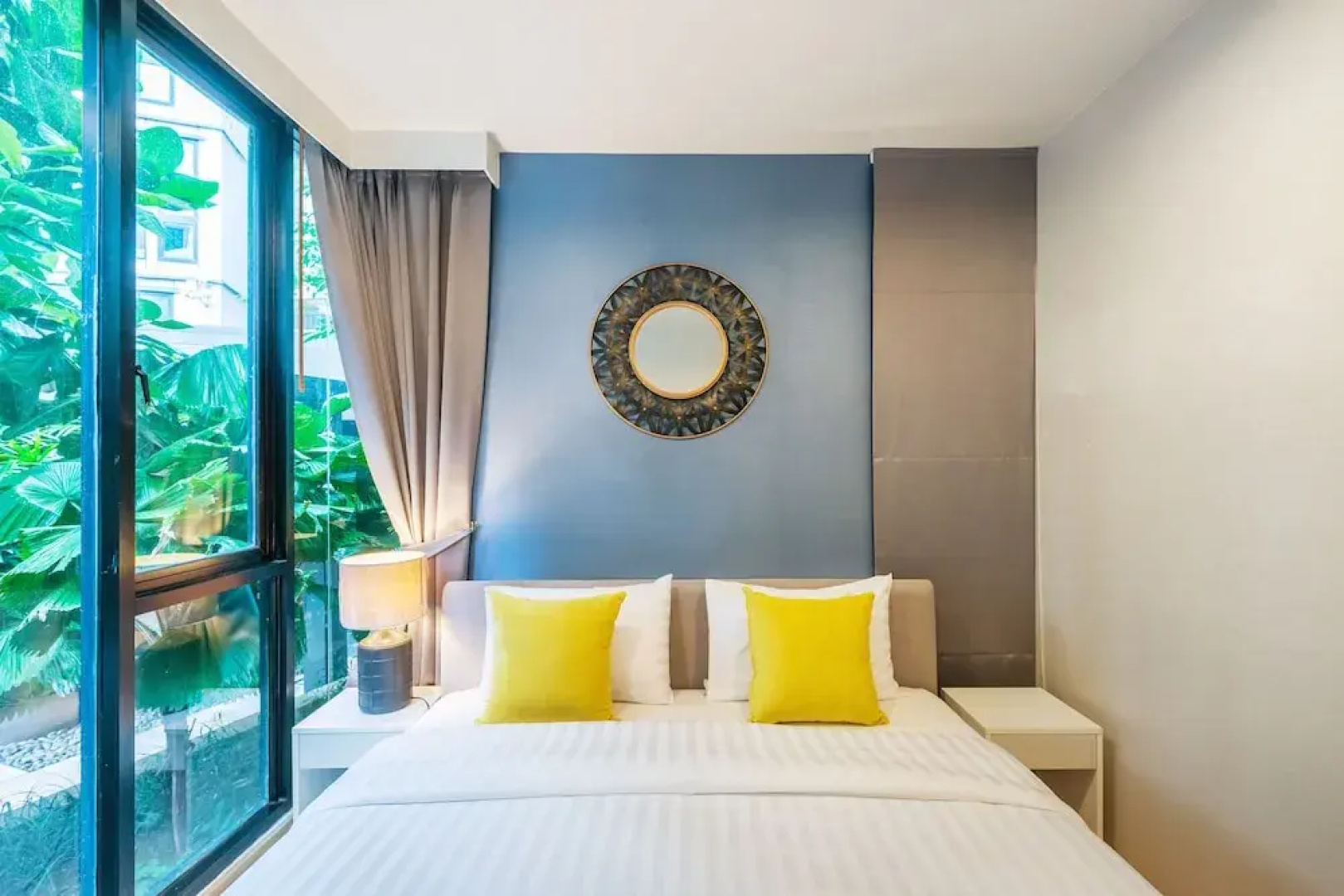 Favstay - The Base Uptown Phuket