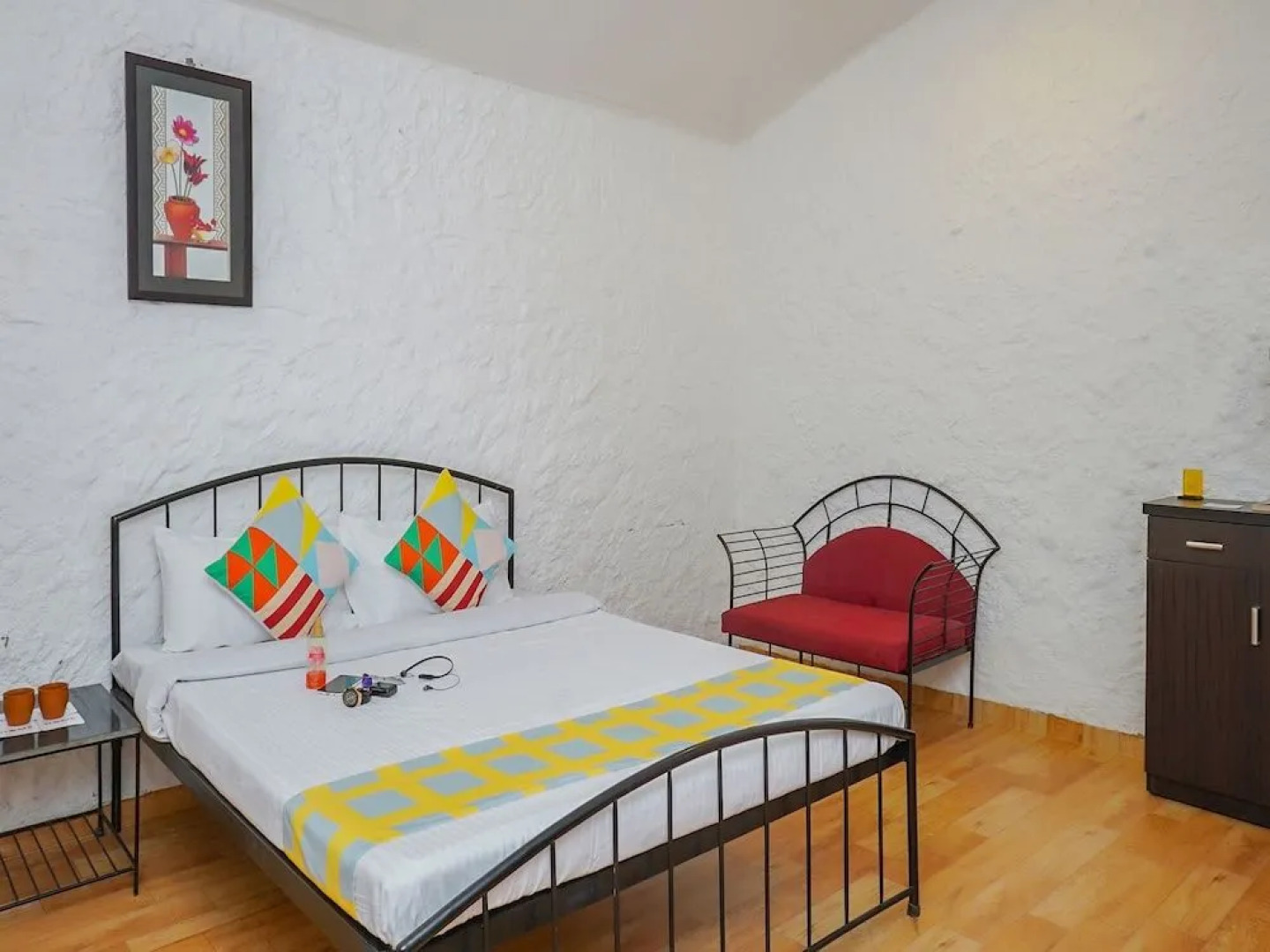 OYO 19577 Home Cozy Heritage Cottage Lonavala