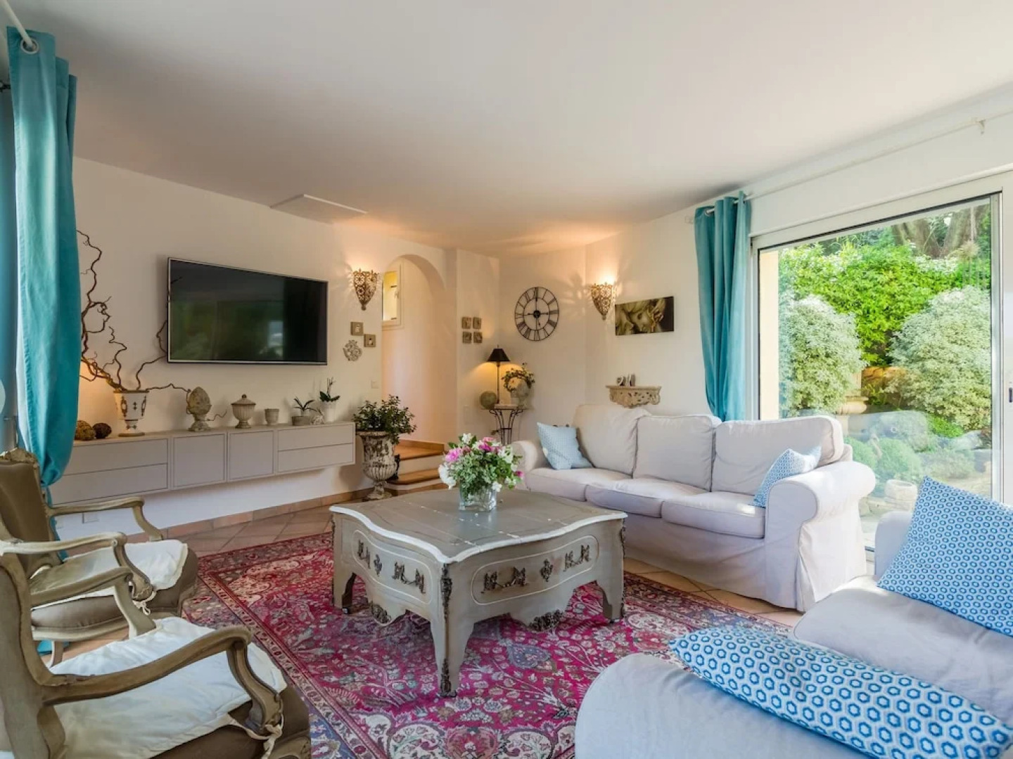 Luxurious Villa With Internet and Private Swimming Pool, Near Grasse