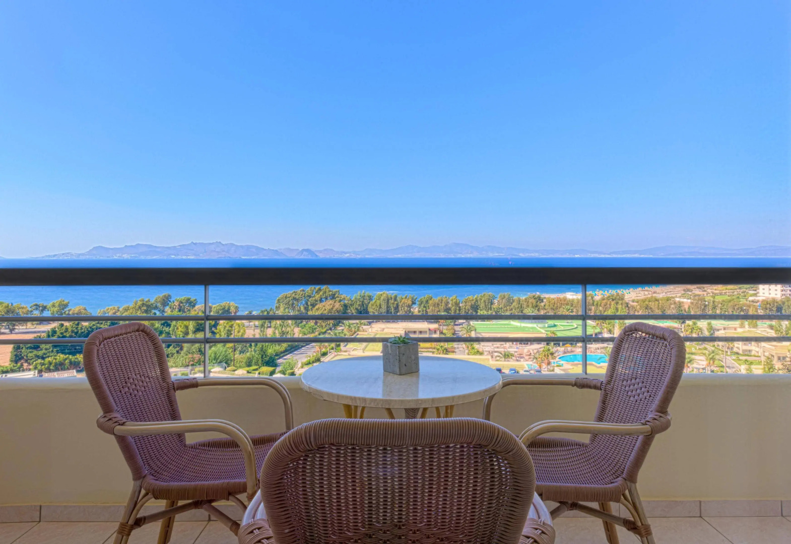 Kipriotis Panorama Hotel & Suites