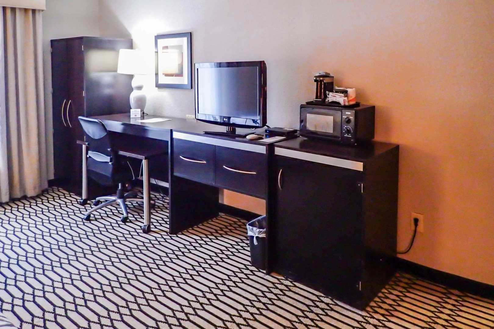 BWI Suites