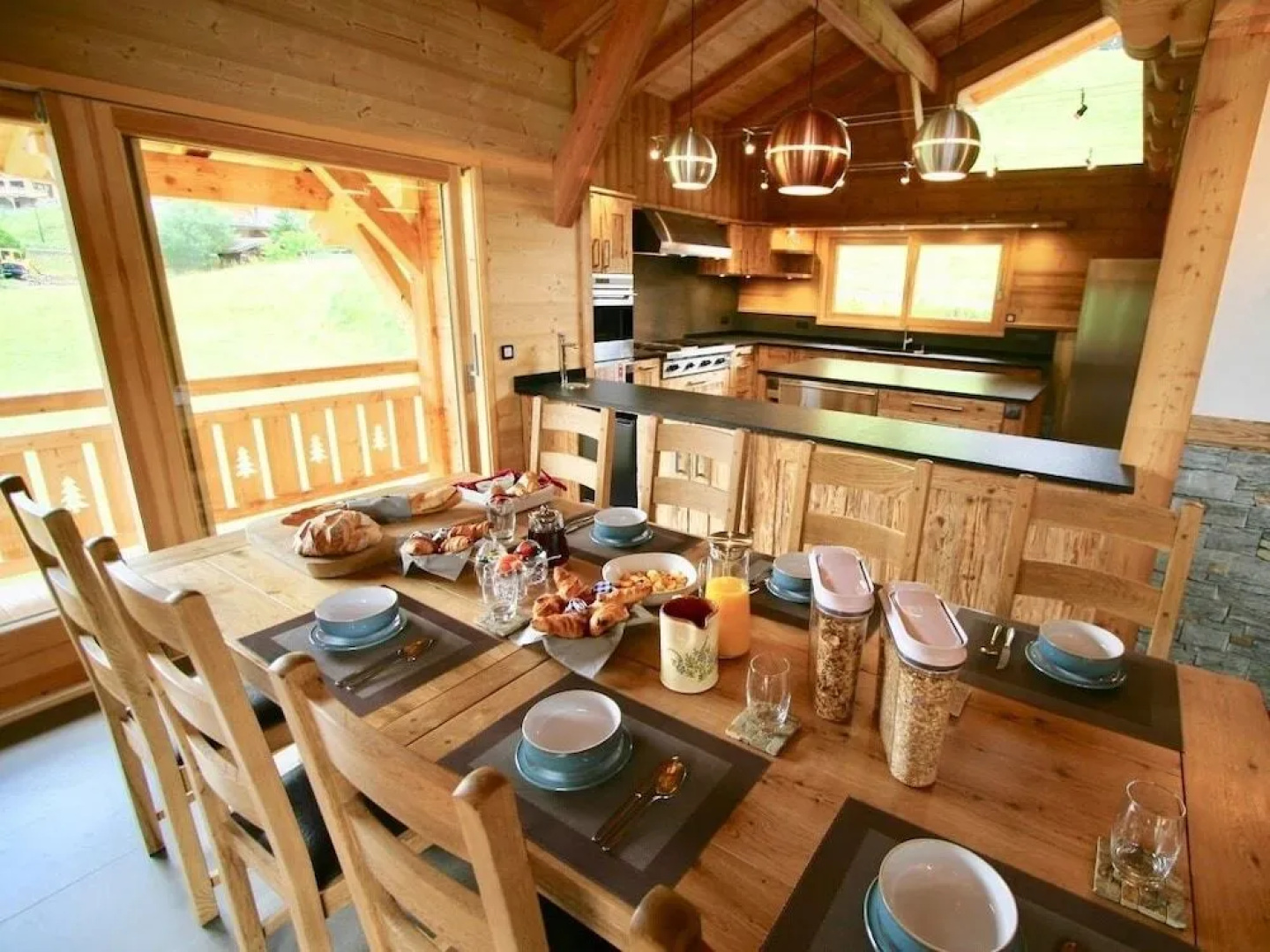 Chalet Carnauba - Alpine Descents