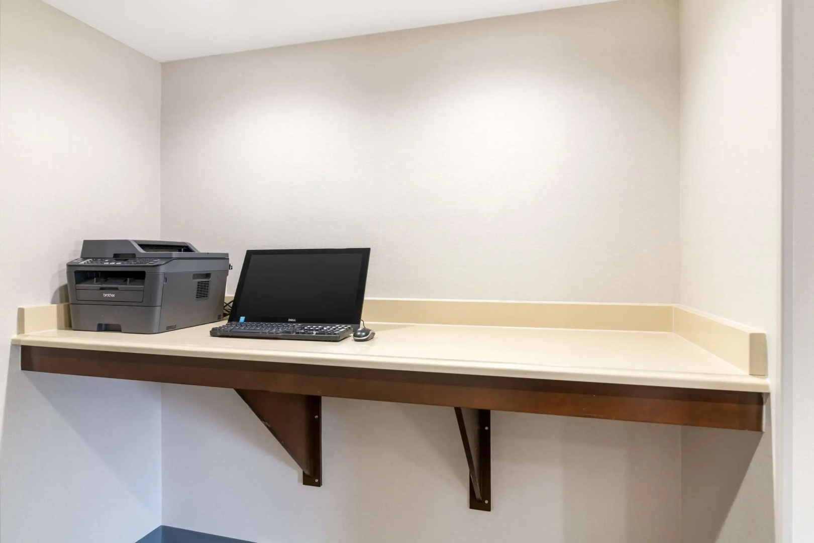 Comfort Inn Manchester Airport