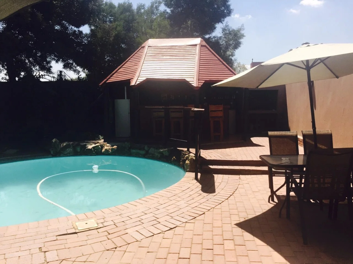 African Moon Corporate House