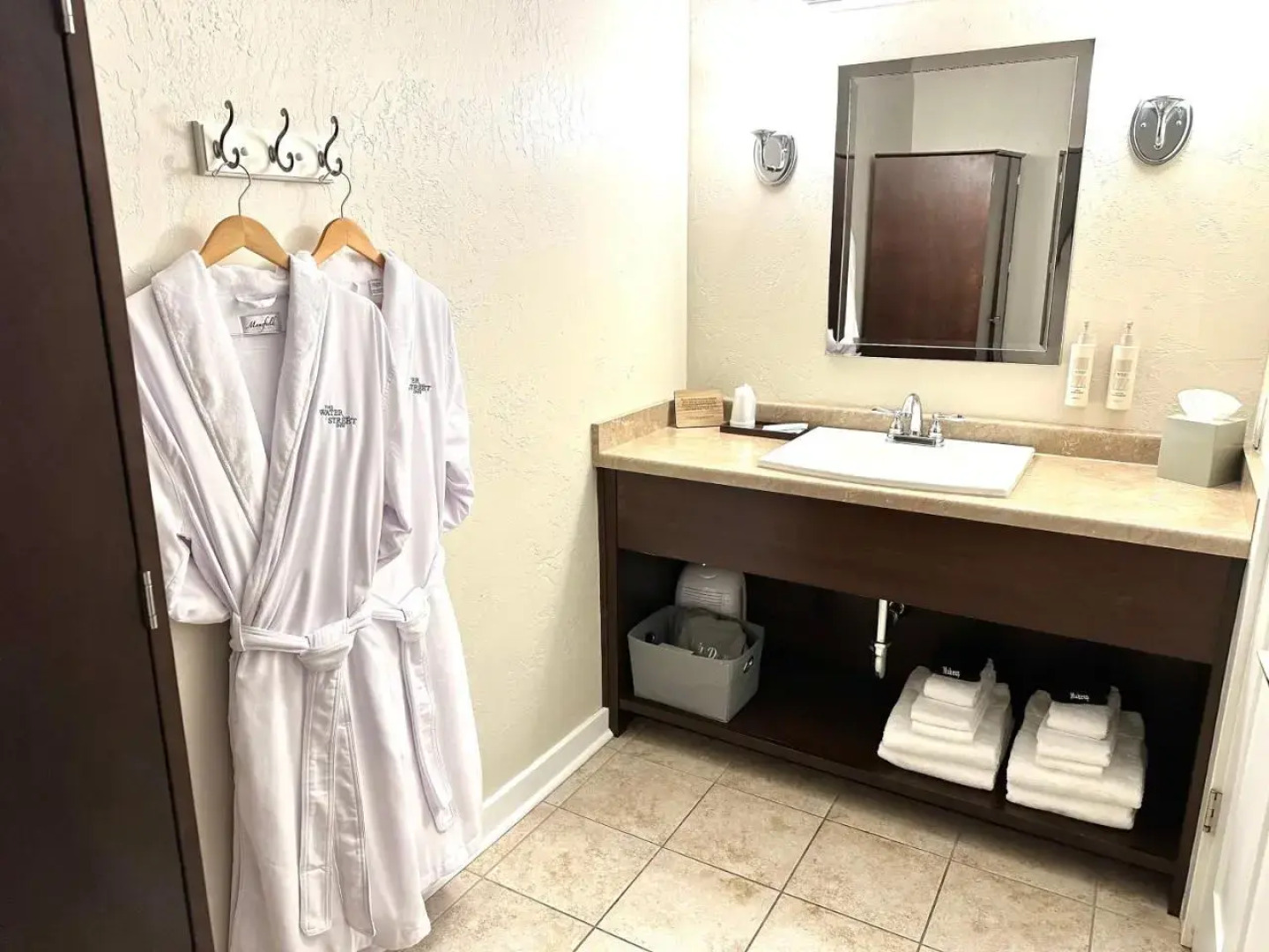 The Water Street Inn