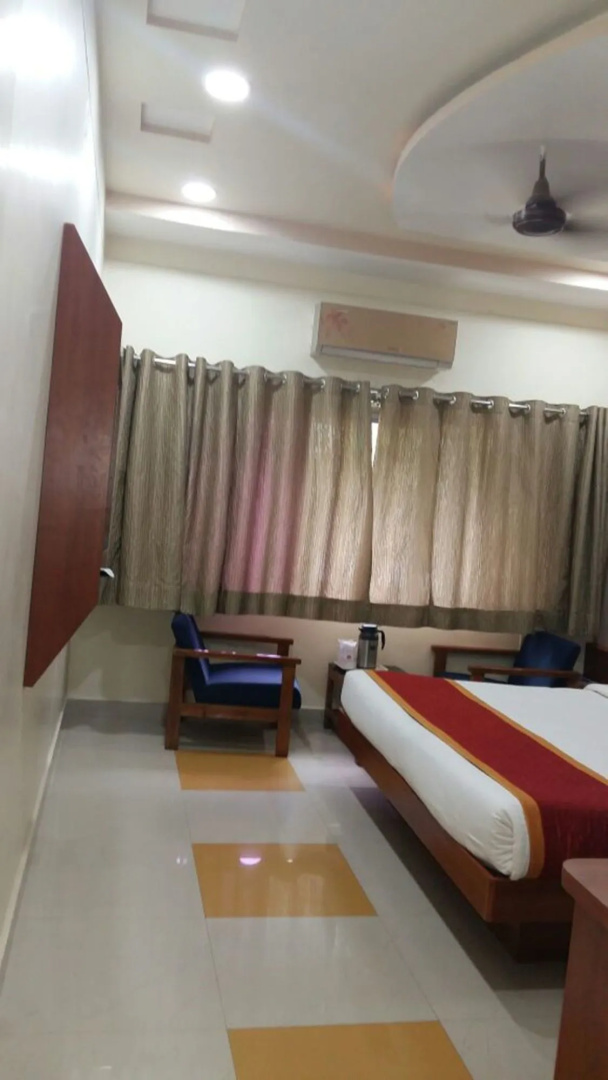 Hotel Sunset Inn Mount Abu with Swimming Pool