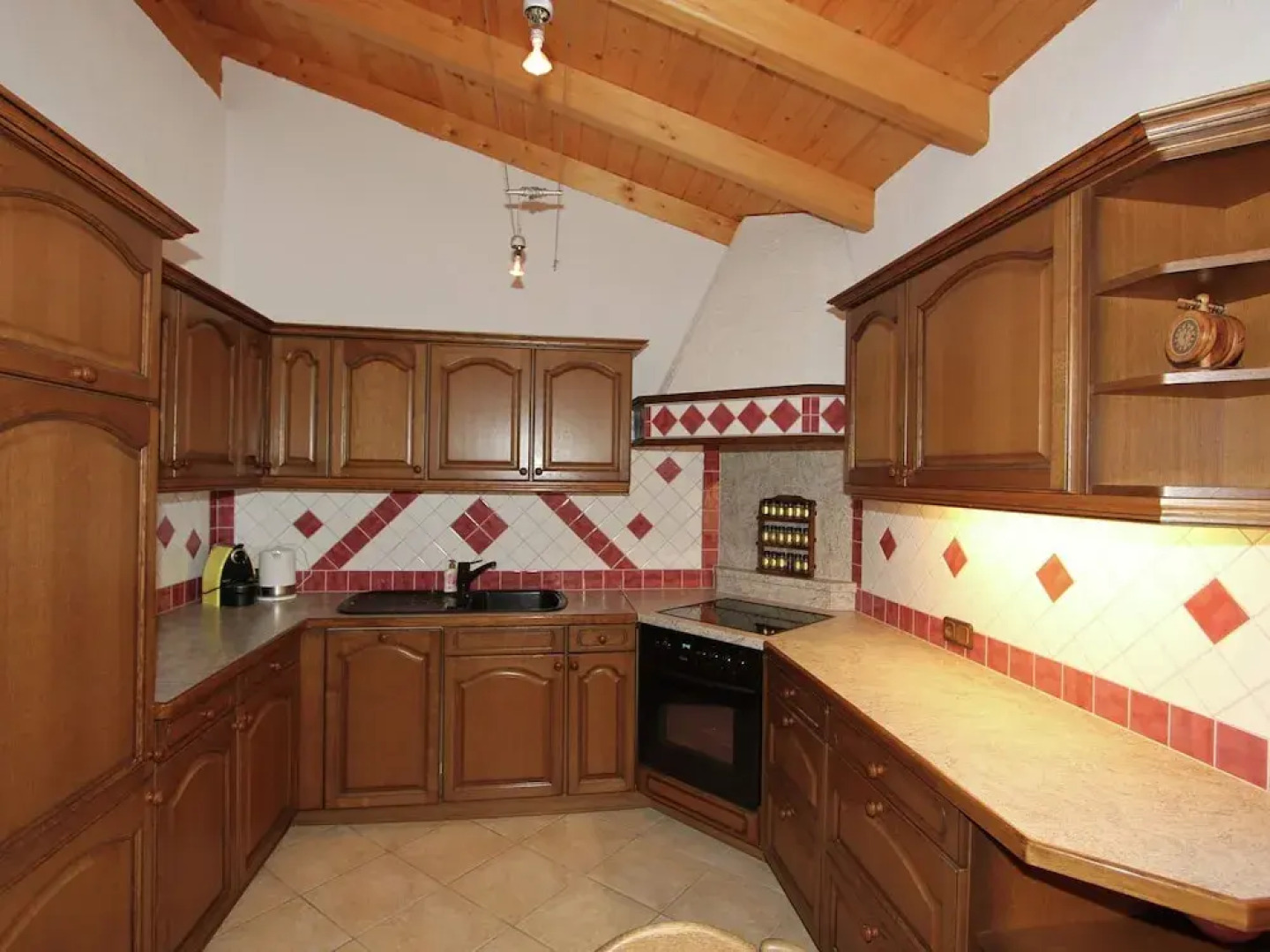 Cozy Chalet With Balcony in Imst