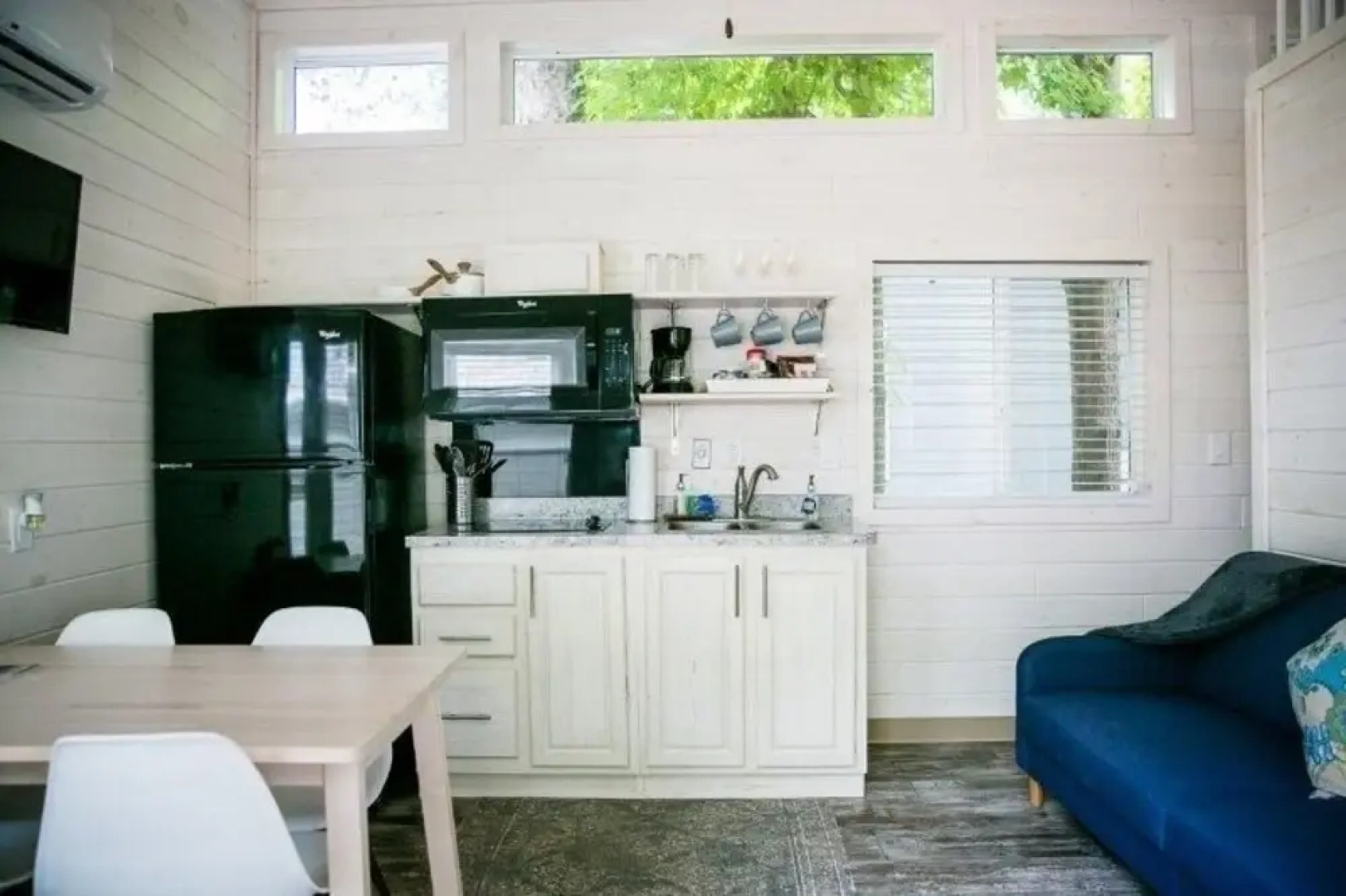 Lakefront Property Two Bedroom Cabin #37 at Long Cove Resort by Redawning