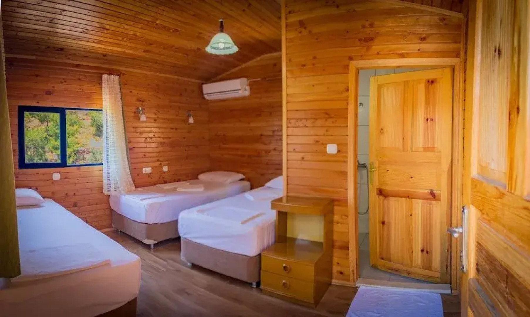 Helios Gunes Camping