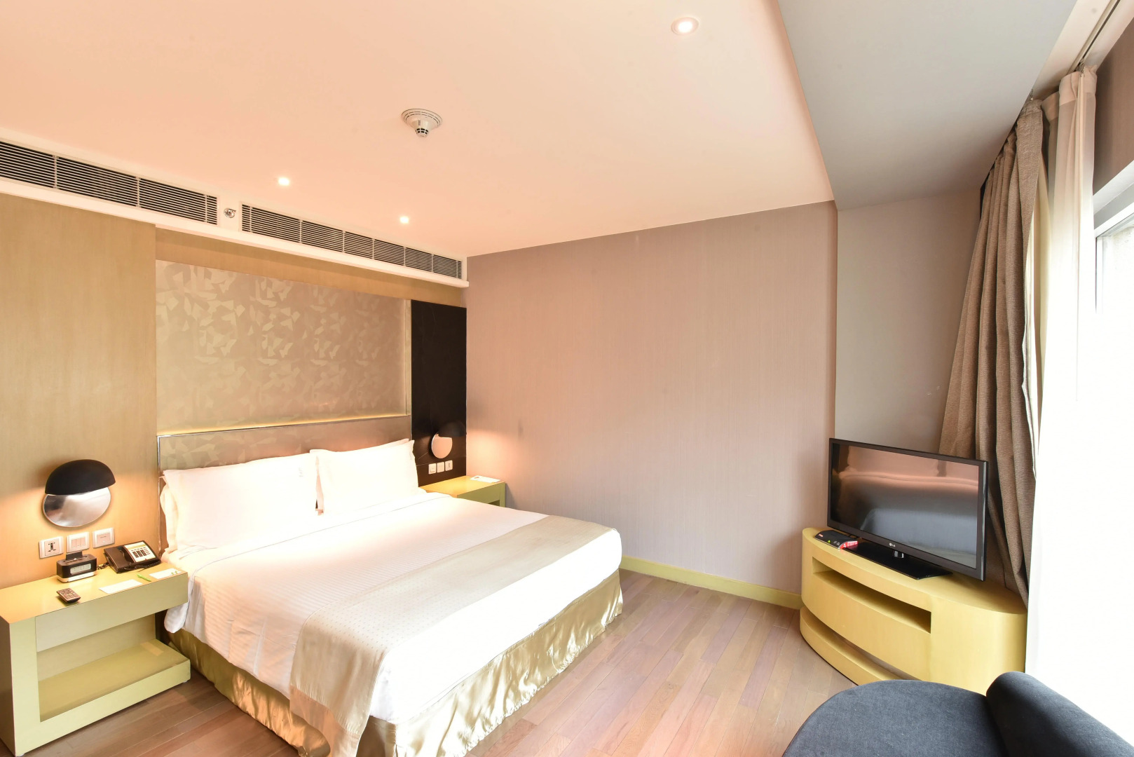 Holiday Inn New Delhi Aerocity by IHG