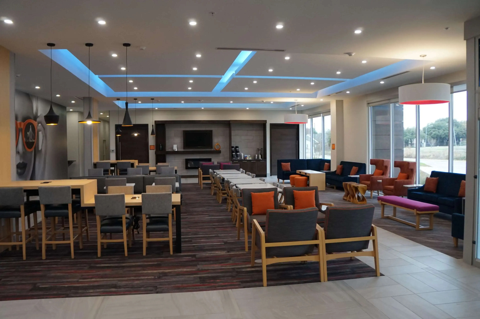 La Quinta Inn & Suites by Wyndham Lewisville