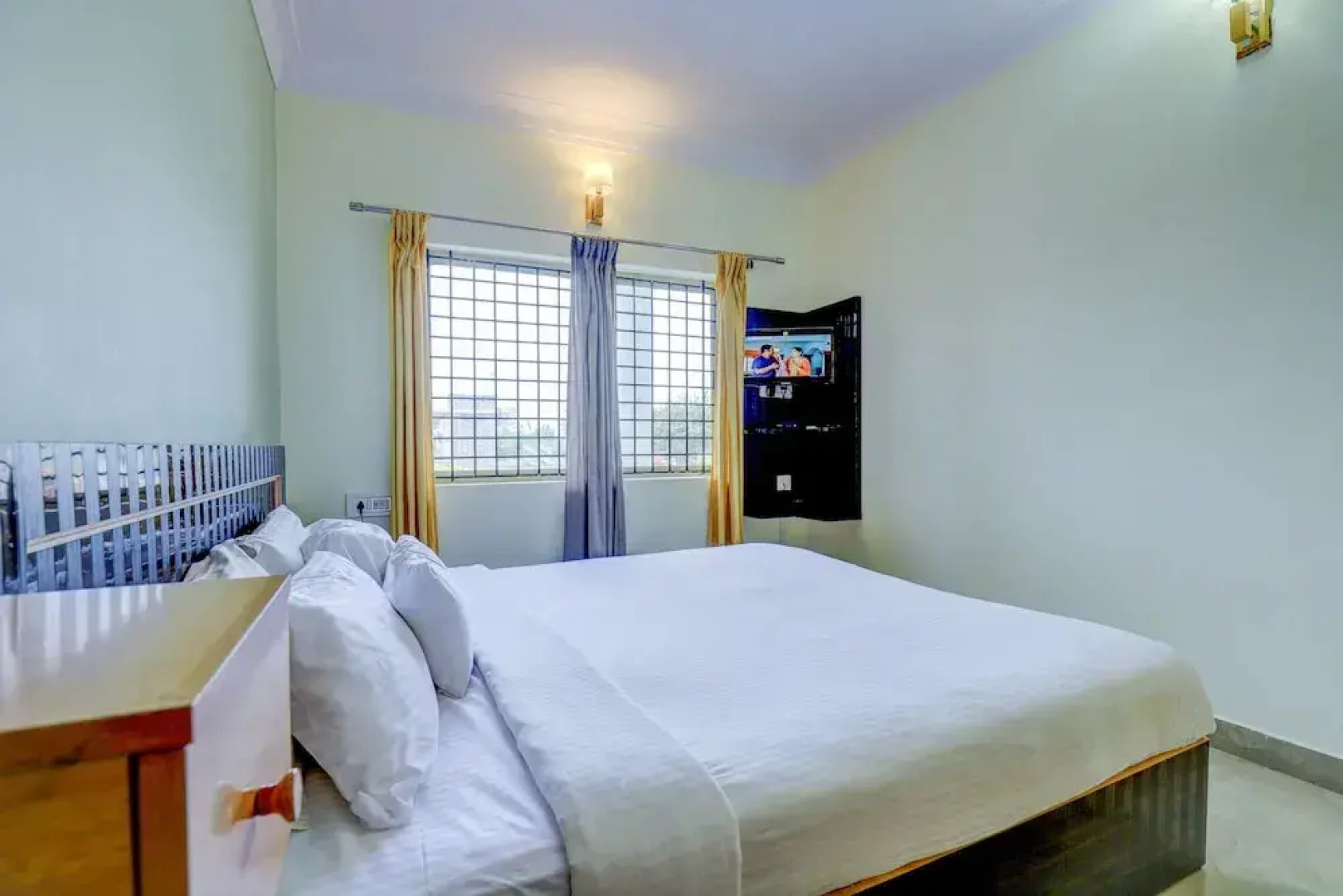 Ezzenza Royal Garden Brindavan Resort