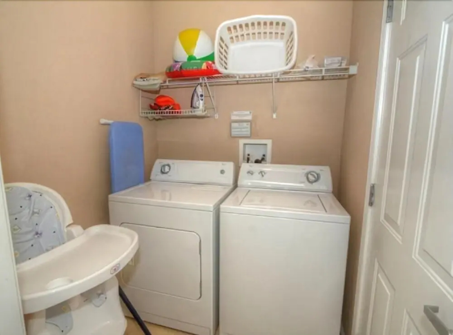 Platinum Poolside Palace