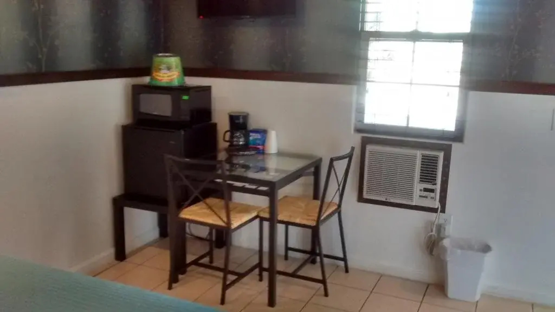 K7 Bed and Breakfast