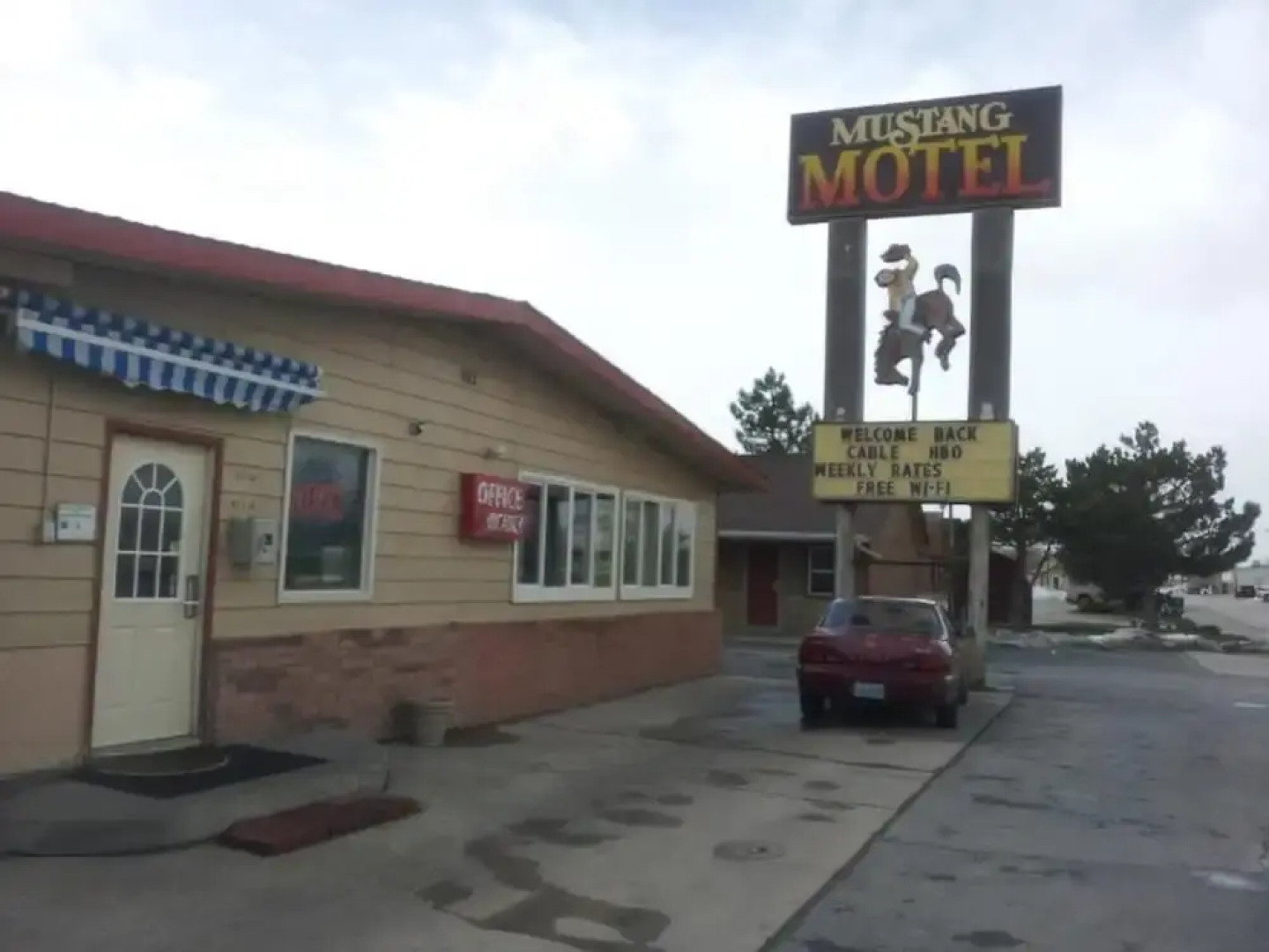 Mustang Motel