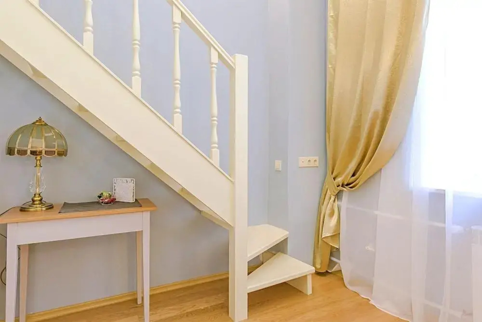 Апарт-отель ColorSpb — Дом художников