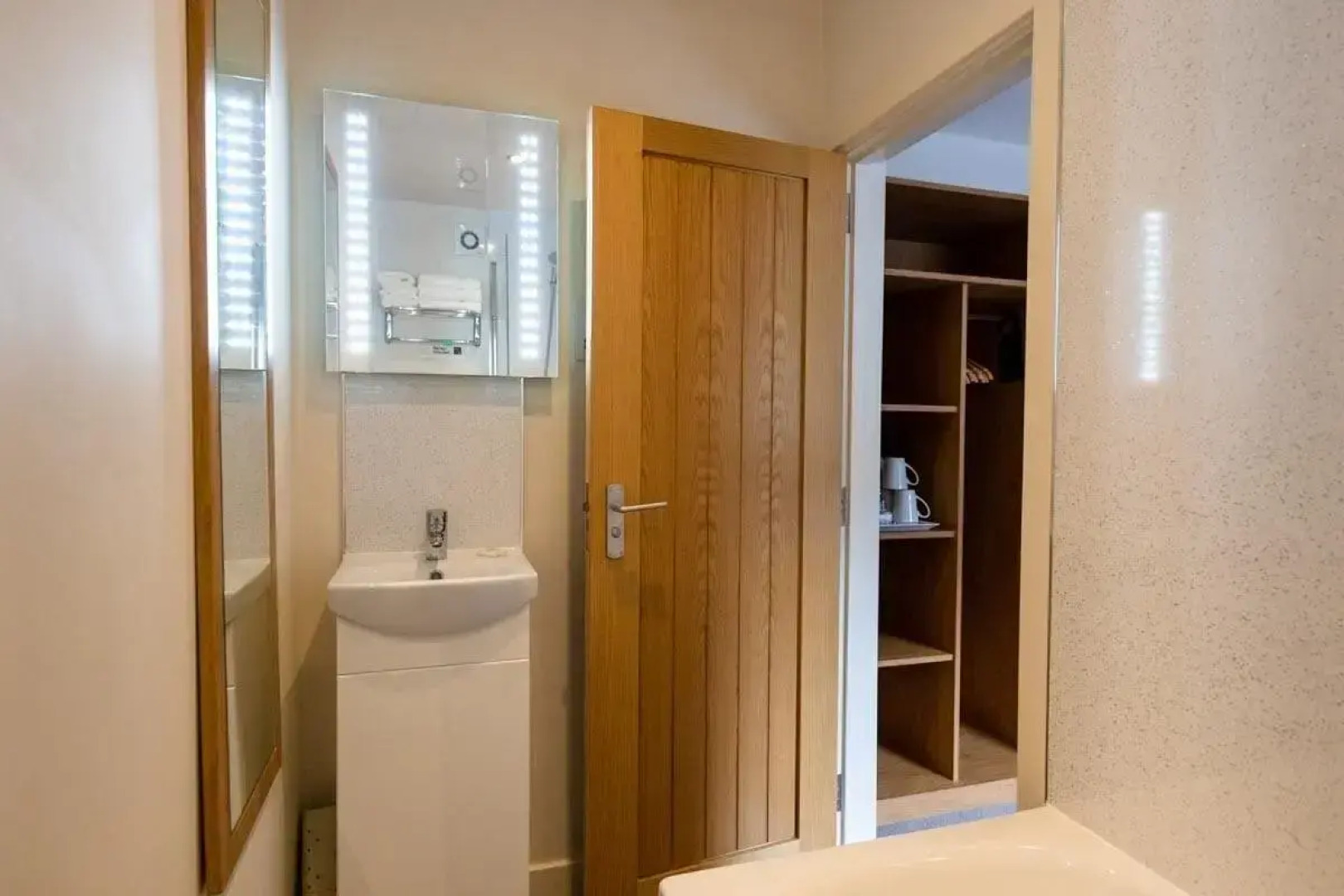 Harbour House Bed & Breakfast