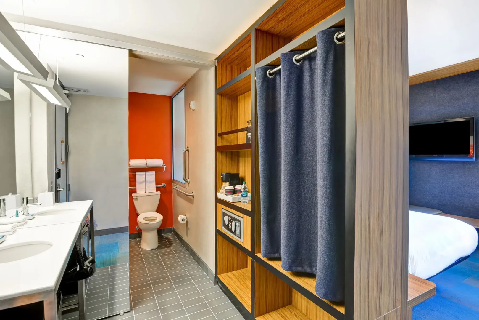 Aloft Phoenix Airport