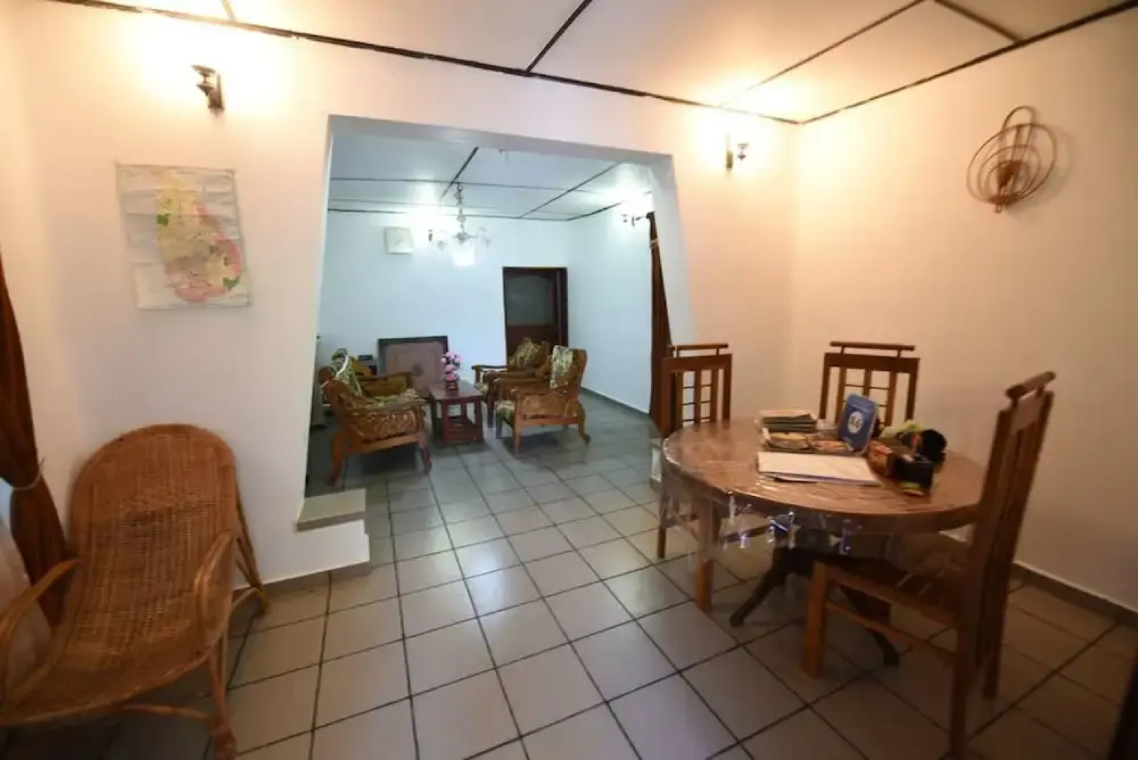 Yoho Sadewa Holiday Inn