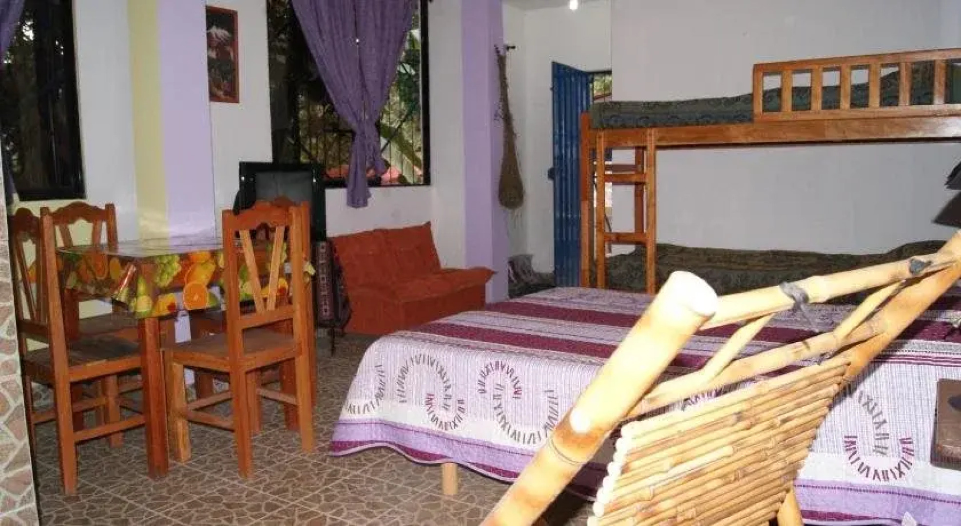 Hotel Cabanas Paradise