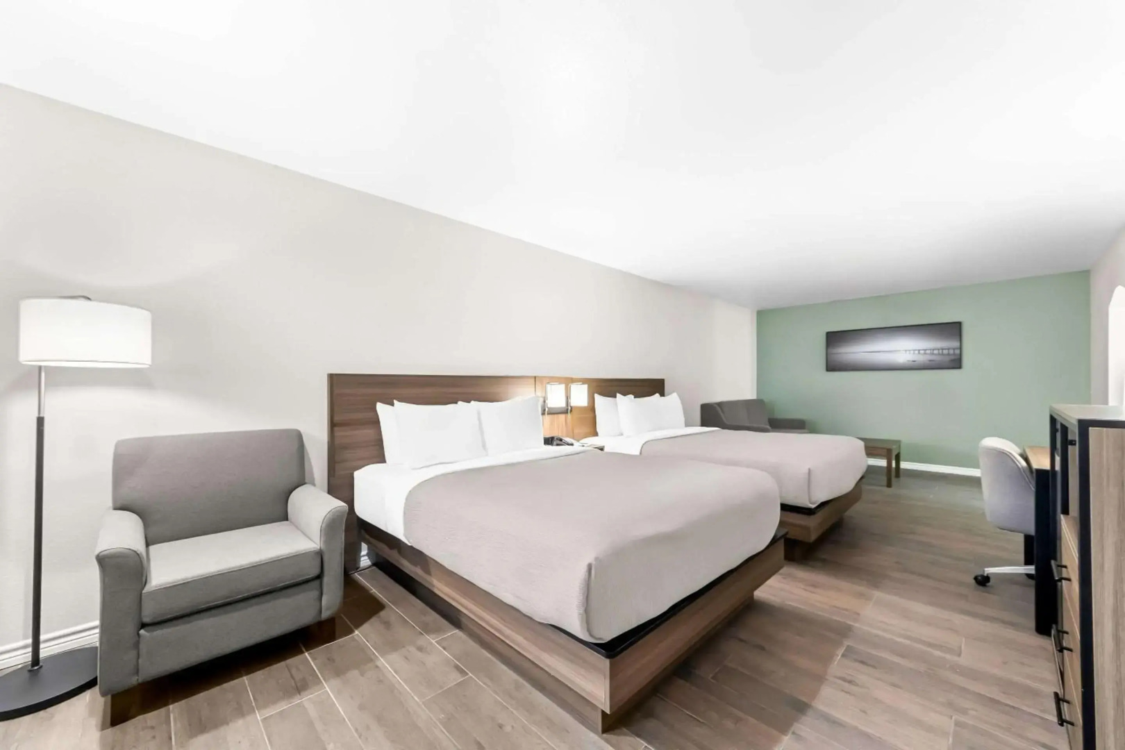 Quality Inn & Suites Port Lavaca near Lighthouse Beach