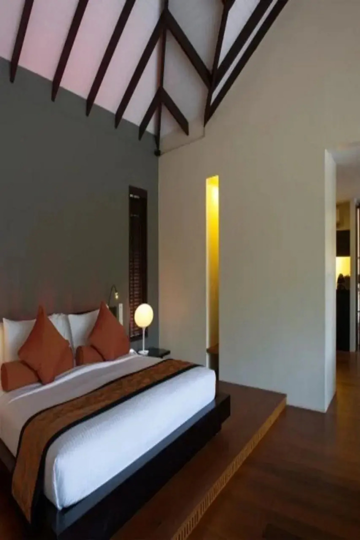 Kuredhivaru Resort & Spa Maldives