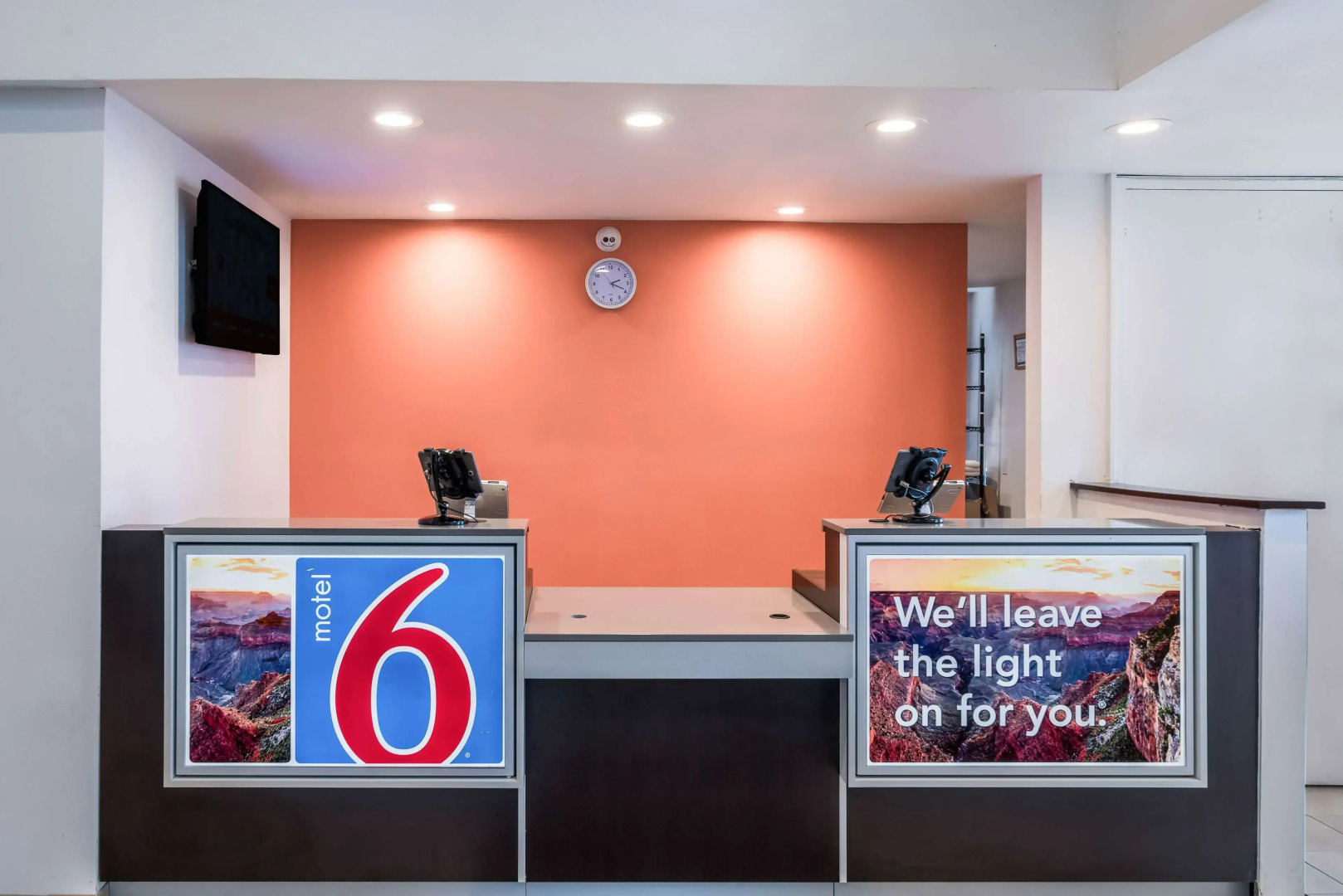 Motel 6 Dallas - Irving DFW Airport East