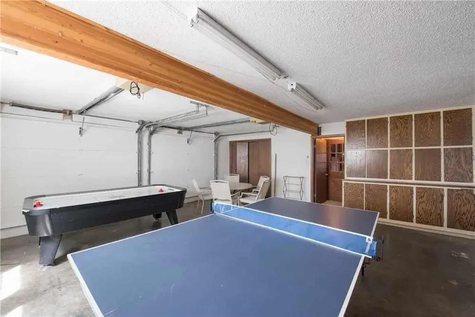 Cowboys Indians and Outlaws - Three Bedroom Cabin