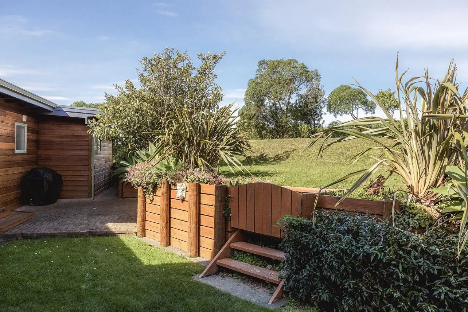 Seaview Sojourn - Waiheke Escapes