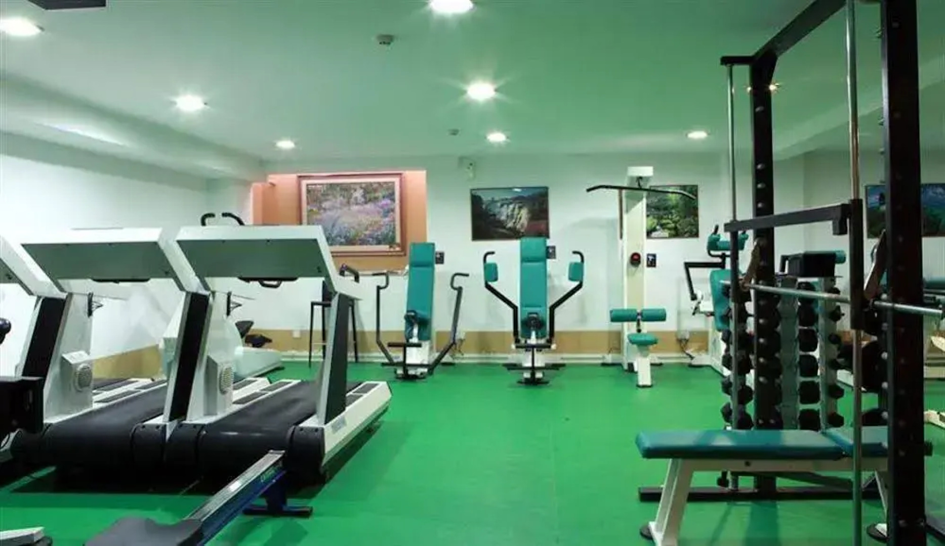 Aquarius Beach Hotel