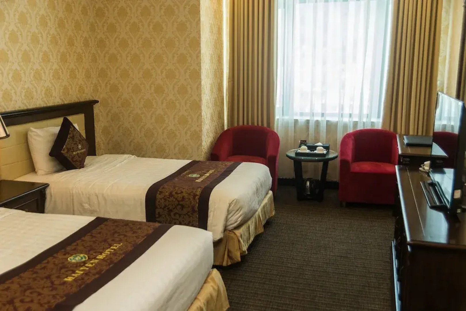 Hai Yen Luxury Hotel