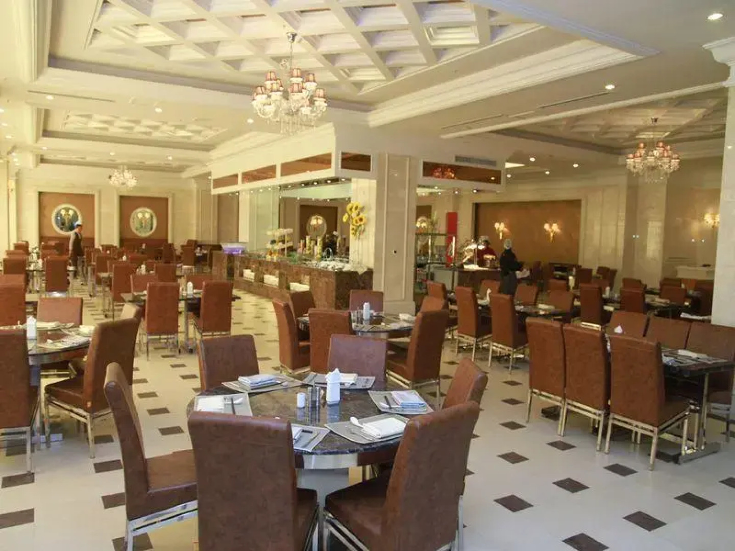 Inzone  Garland  Hotel Taian