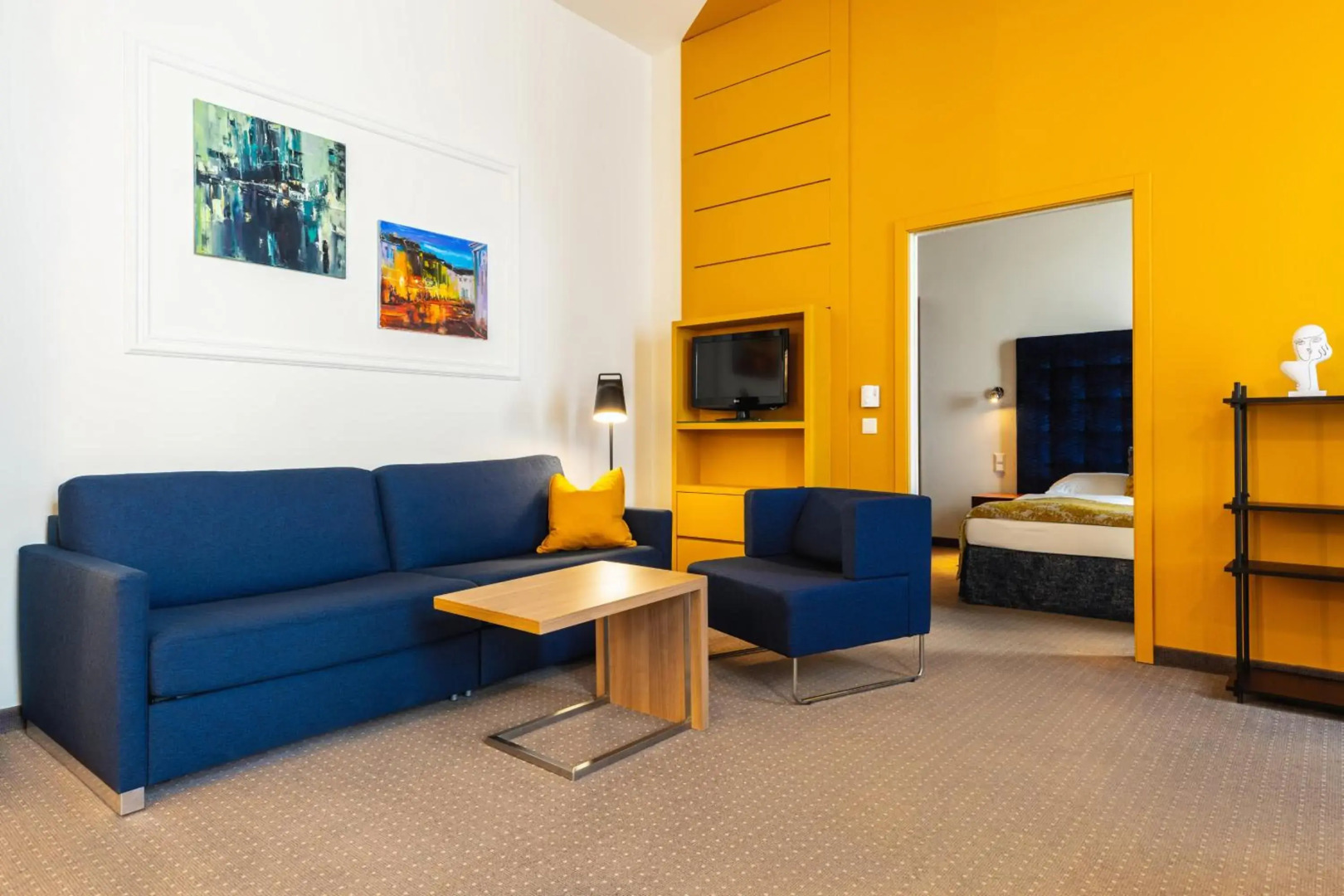 HiLight Suites Hotel