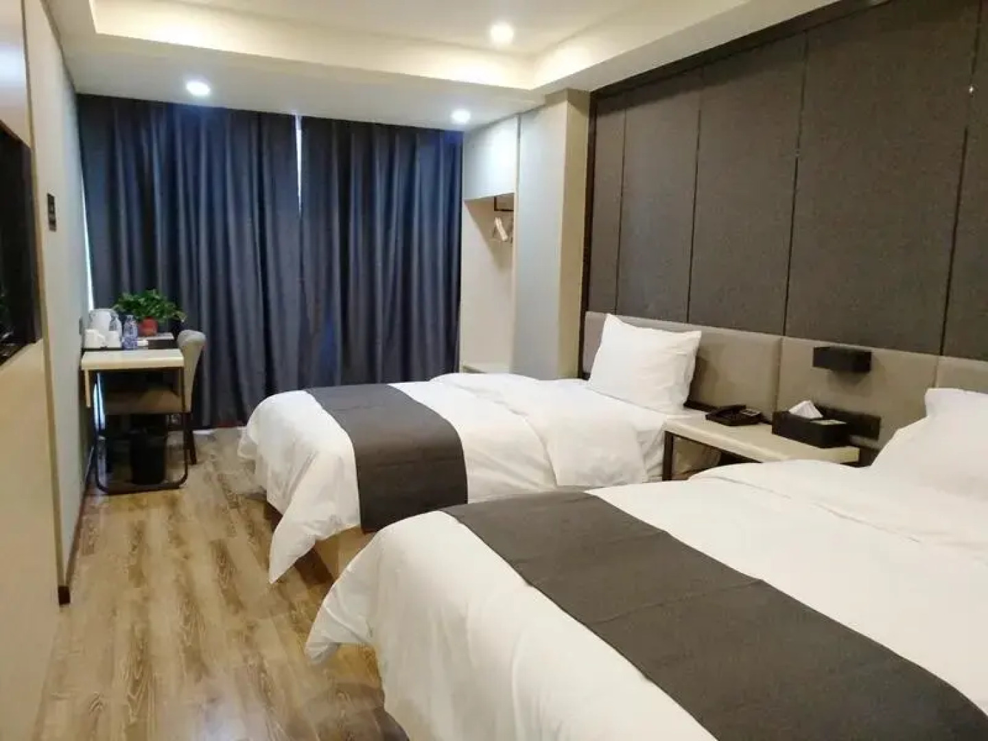 Thank Inn Plus Hotel Sichuan Guang'an Yuechi County Tianlong Street