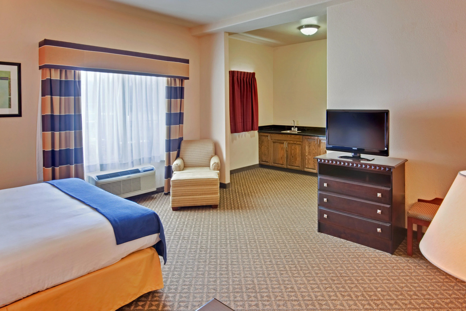 Holiday Inn Express Delano by IHG