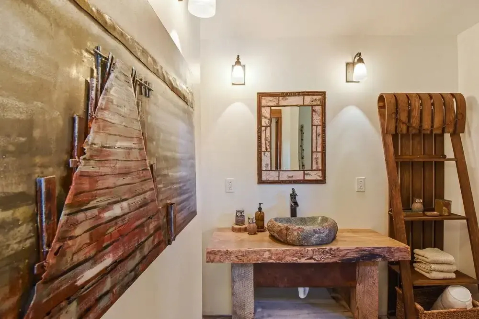 Canterbury Luxury Chalet - Hot Tub, Backs To Forest 3 Bedroom Home by Redawning