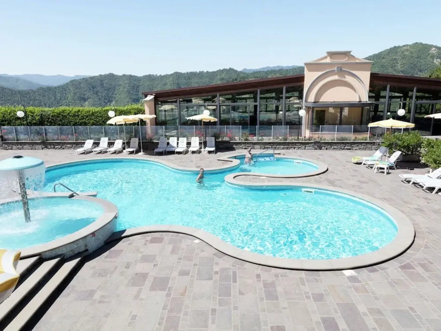 Comfortable Home With Terrace, Located in Nature