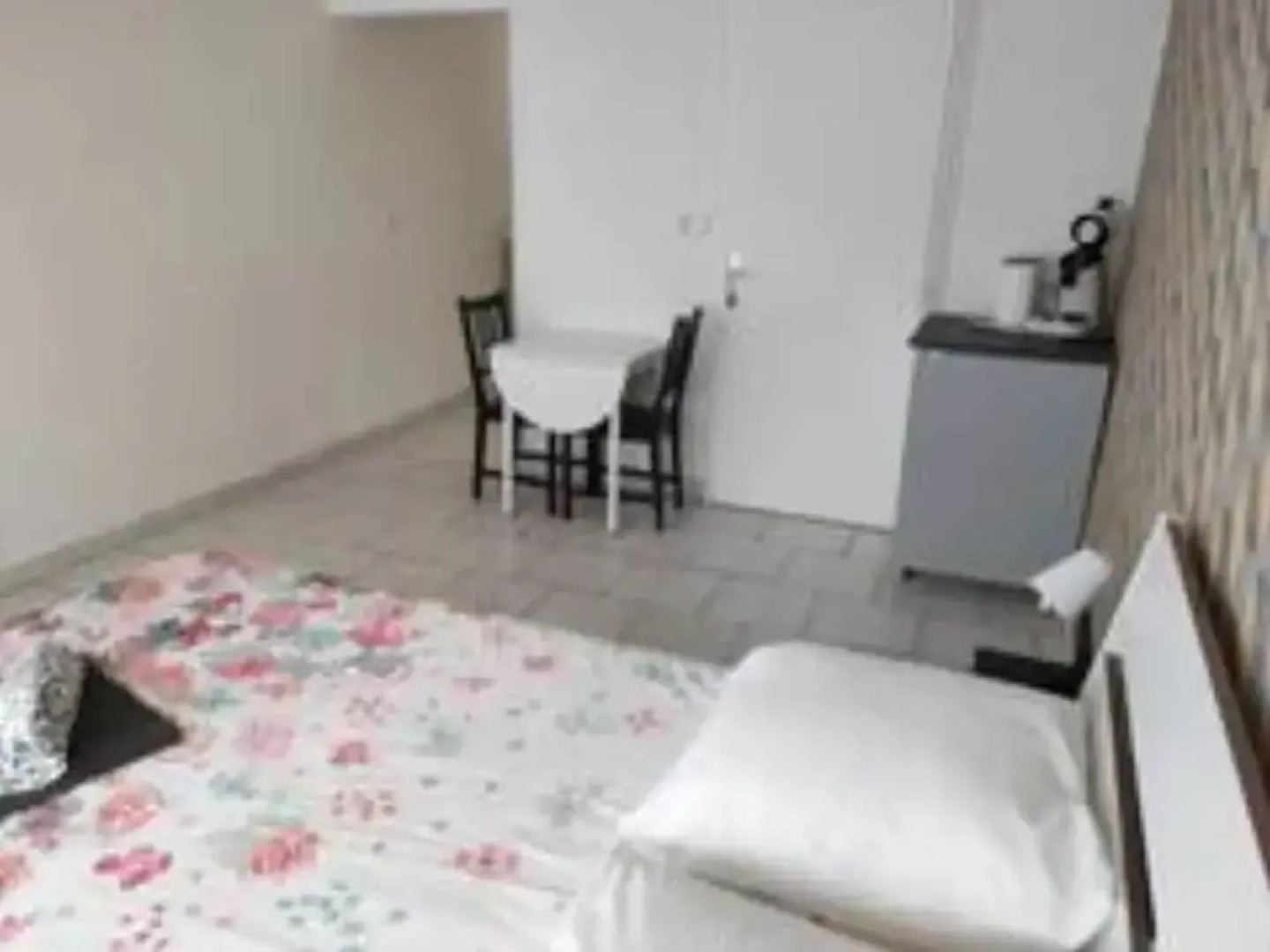 La Maison De Céline