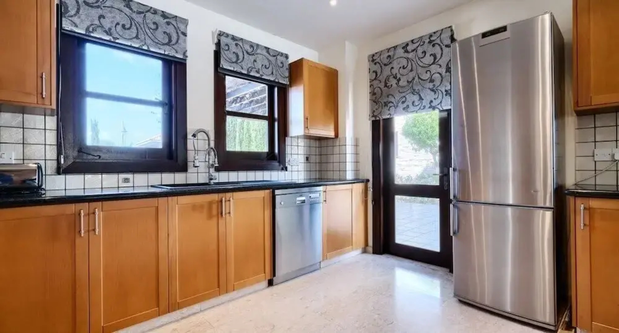 3 bedroom Villa Anassa 31 with private pool and golf course views, near resort village square on Aphrodite Hills Resort