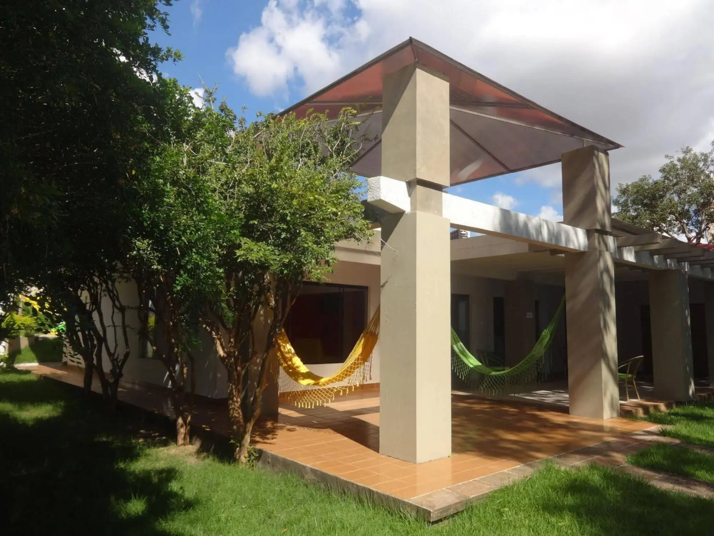 Santa Cruz Backpacker Hostel