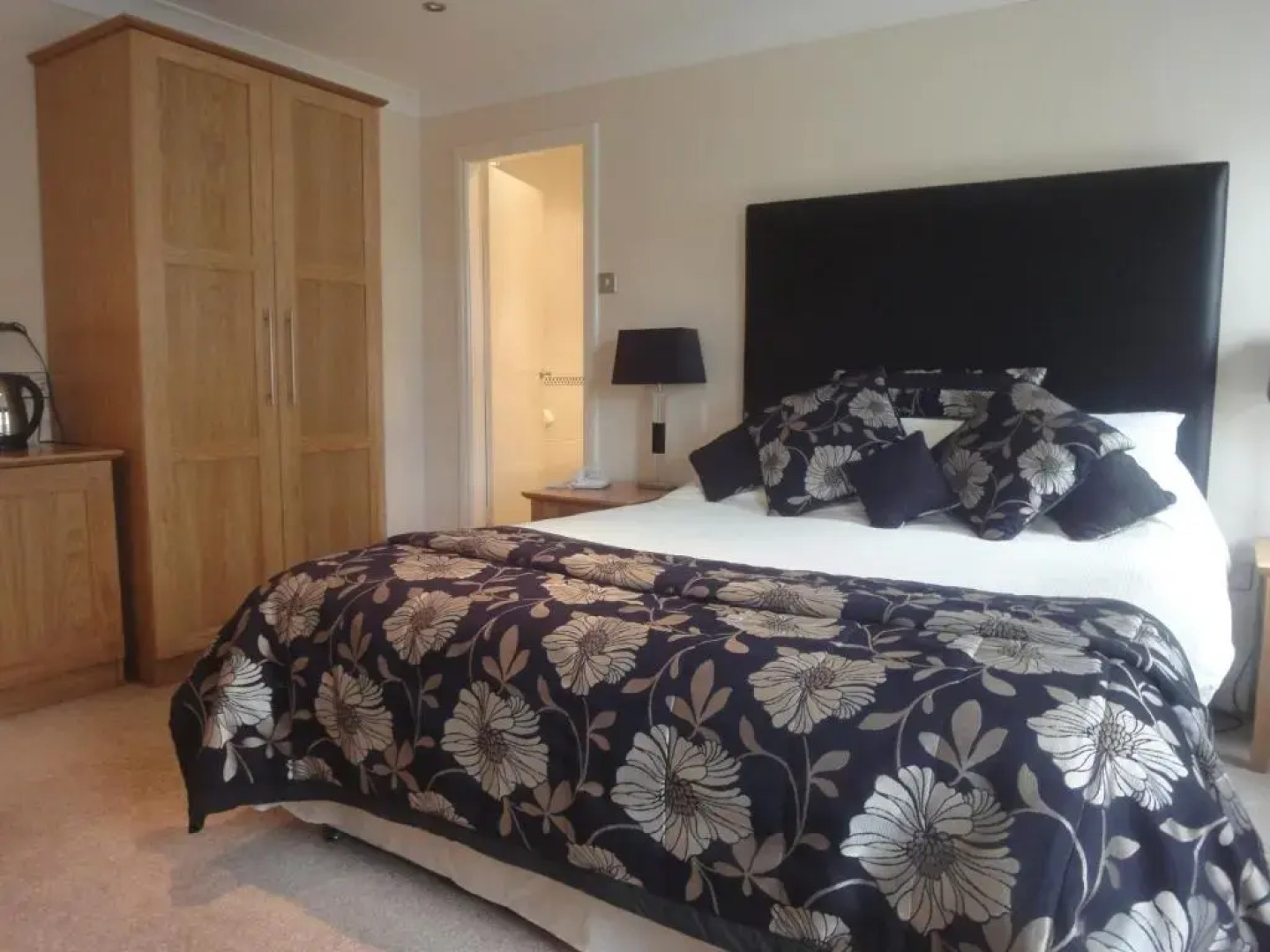 The Treebridge Hotel