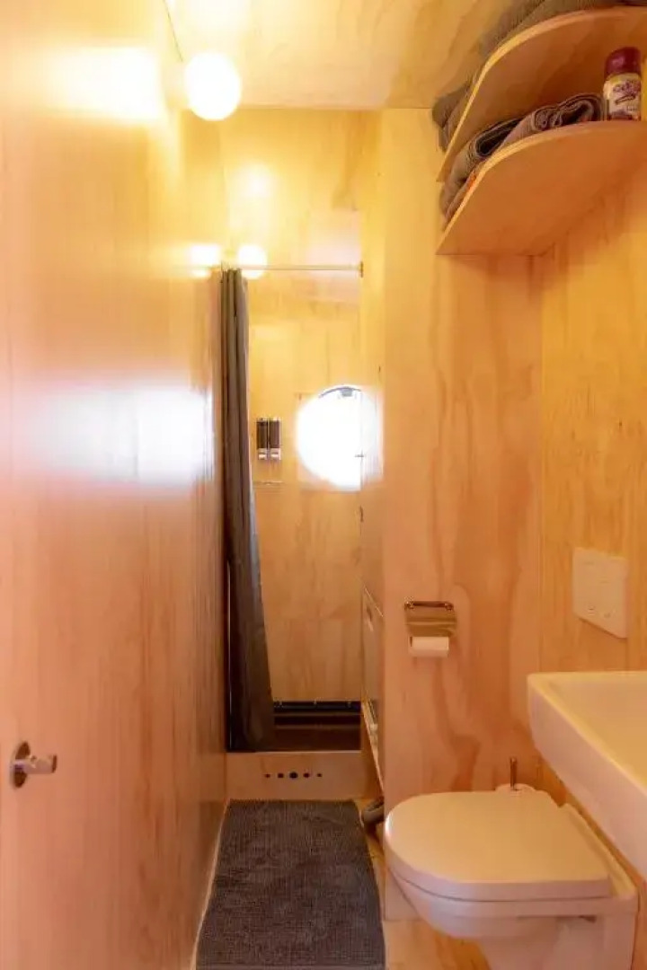 Wikkelboats at Wijnhaven