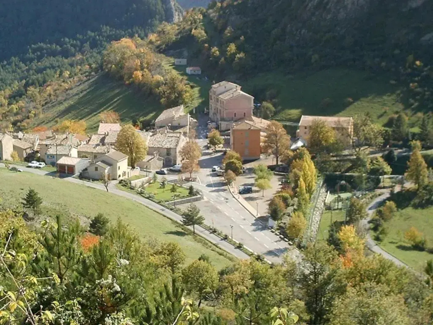 maison à la montagne