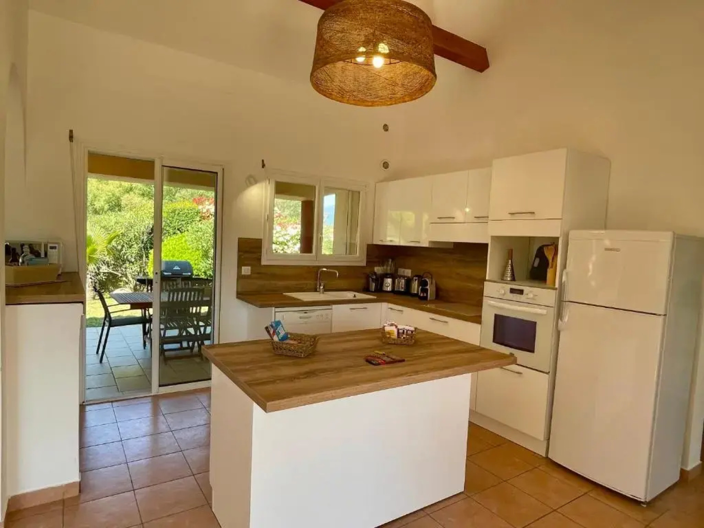 Villas CALA CORSA 4 Chambres - CALA ROSSA Porto-Vecchio - Villa entièrement climatisée à 5 minutes à pied de la plage Cala Rossa