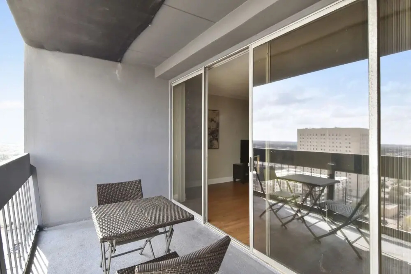 Stay Alfred on Fannin Street